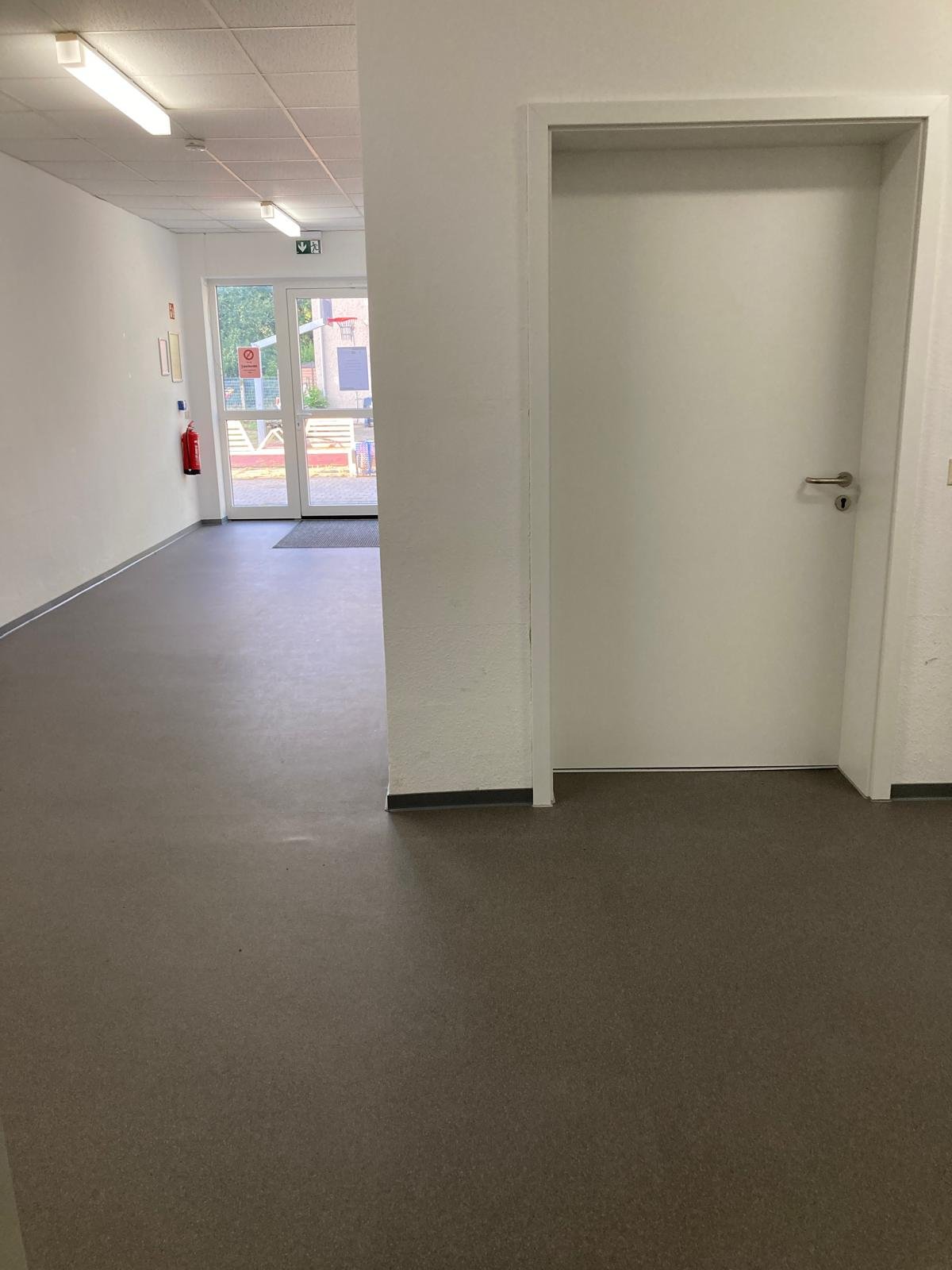 Neue Böden, neue Türen – unser Mehrgenerationenhaus erstrahlt! ✨🚪
